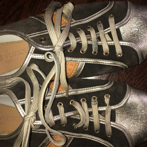 Louis Vuitton Authentic gold and brown sneakers - Picture 10 of 16